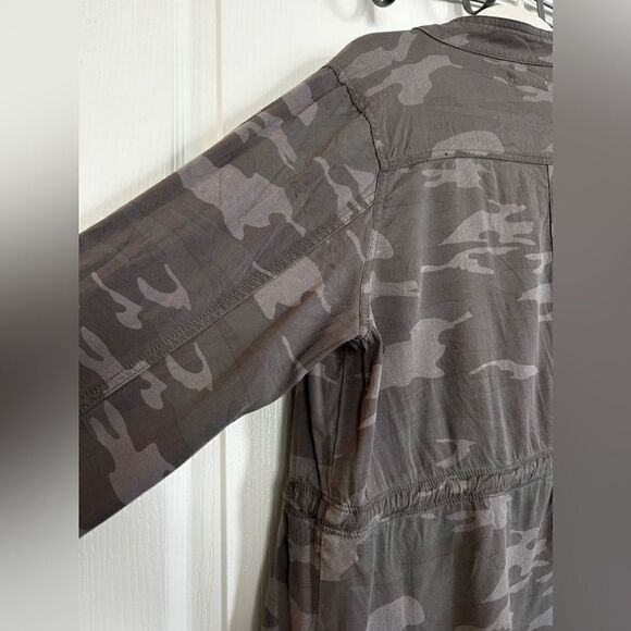 Maurice’s Gray Camo Cinch Waist Jacket‎ - Size Large full zip rayon - Picture 8 of 15